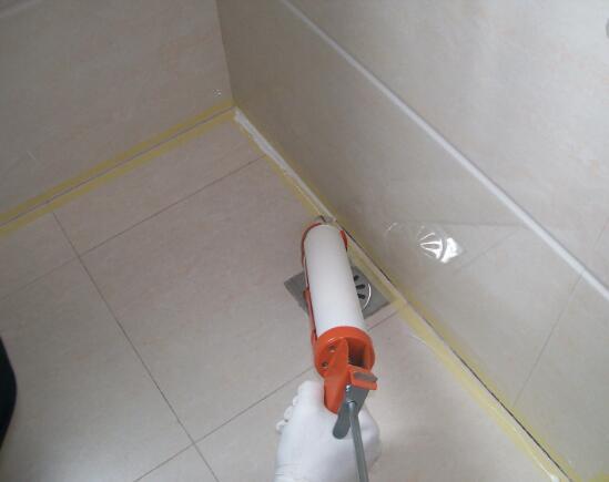 結(jié)構(gòu)膠防水還是玻璃膠防水